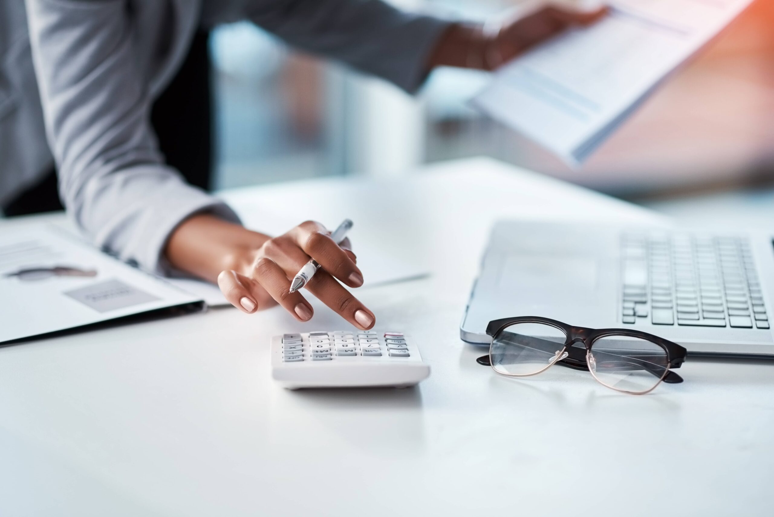 Payroll Perils: 8 Common Payroll Mistakes to Avoid in the UAE